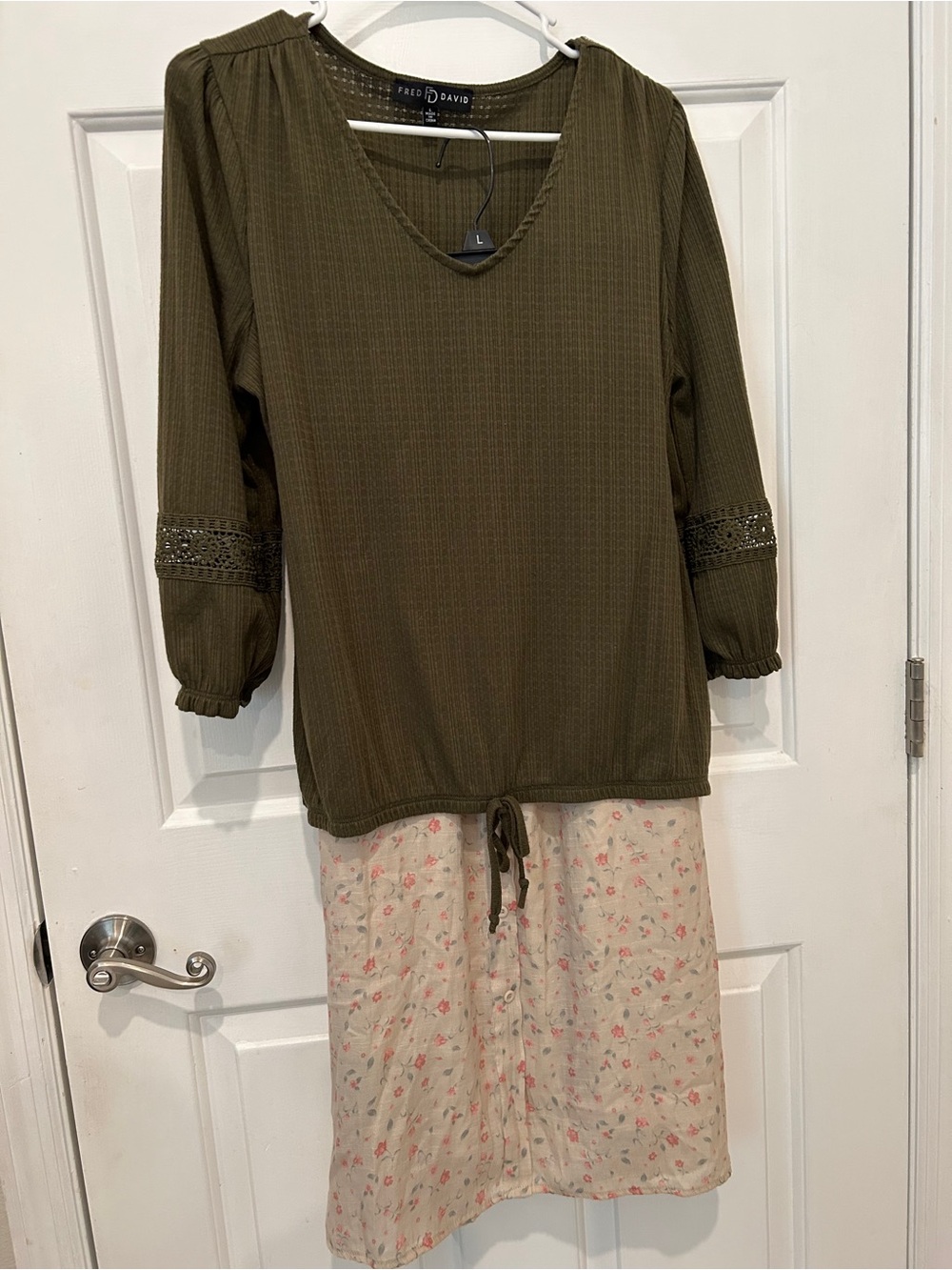 2 Items: Fred David Olive V-Neck Ribbed Elastic Hem Top AND ANGELS MIDI Skirt